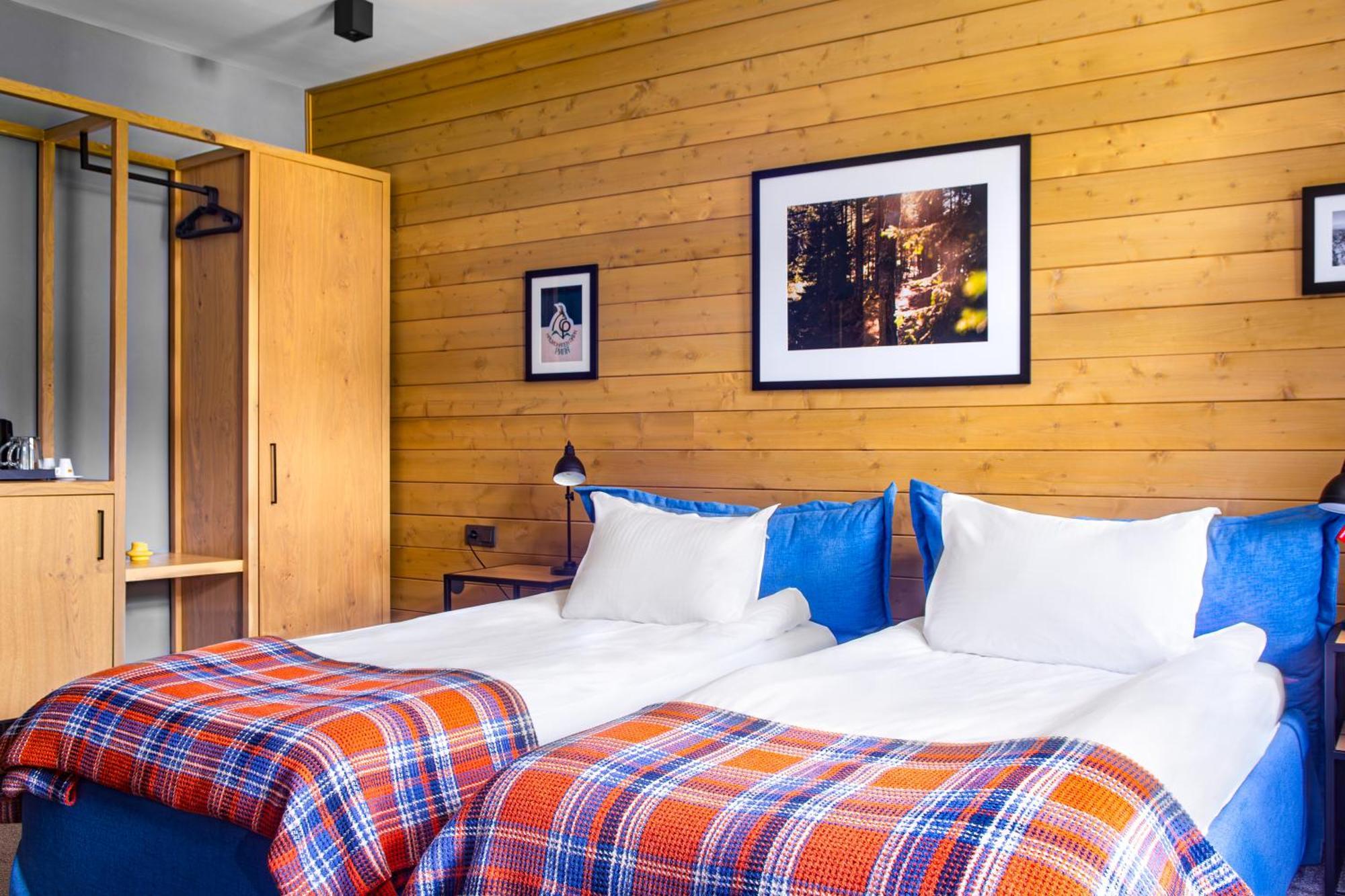 Hotel Cota1110 เบลิอิสการ์ ภายนอก รูปภาพ